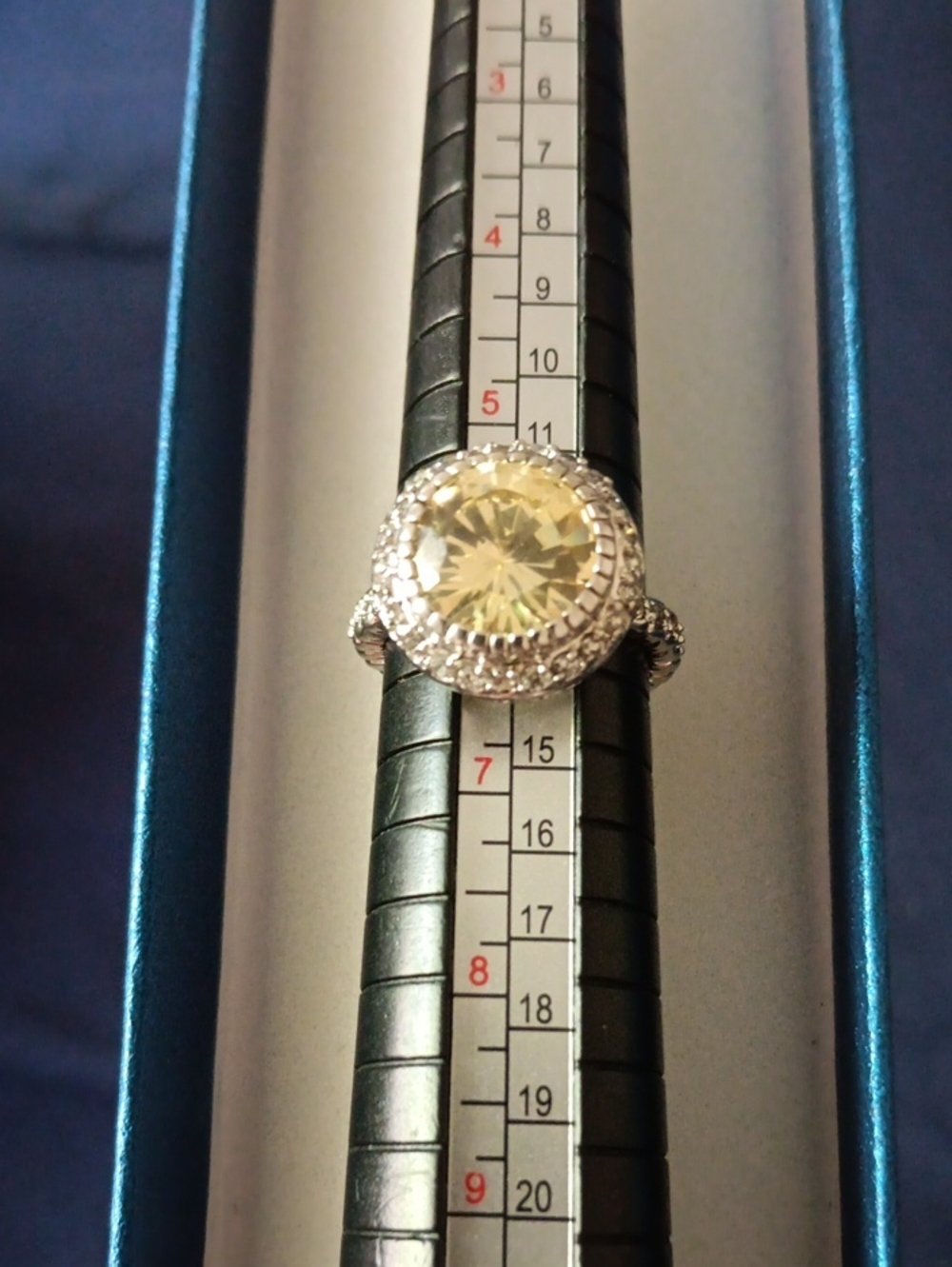Fantastic Vintage FAS 925 Sterling Silver 5CT CZ Pave Halo Ring - Size 6